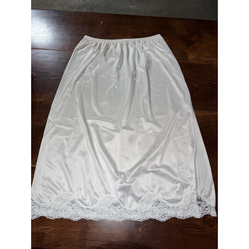 Adonna Vintage Ivory Nylon Half Slip Lace Trim Side Slit Made in USA Medium 3330
